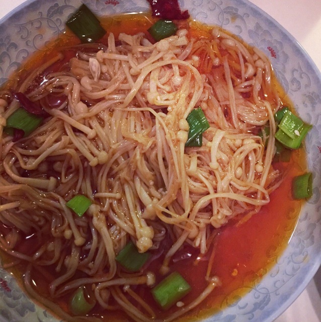 油泼金针菇