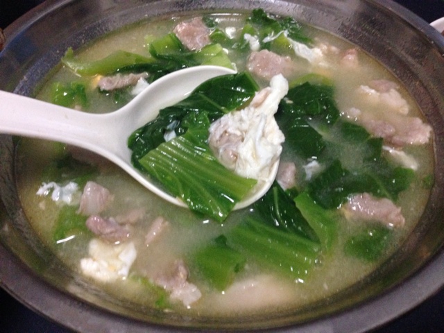 咸蛋肉片芥菜汤