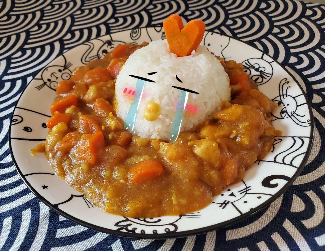 人见人爱花见花开🐤         三只小鸡日式咖喱饭