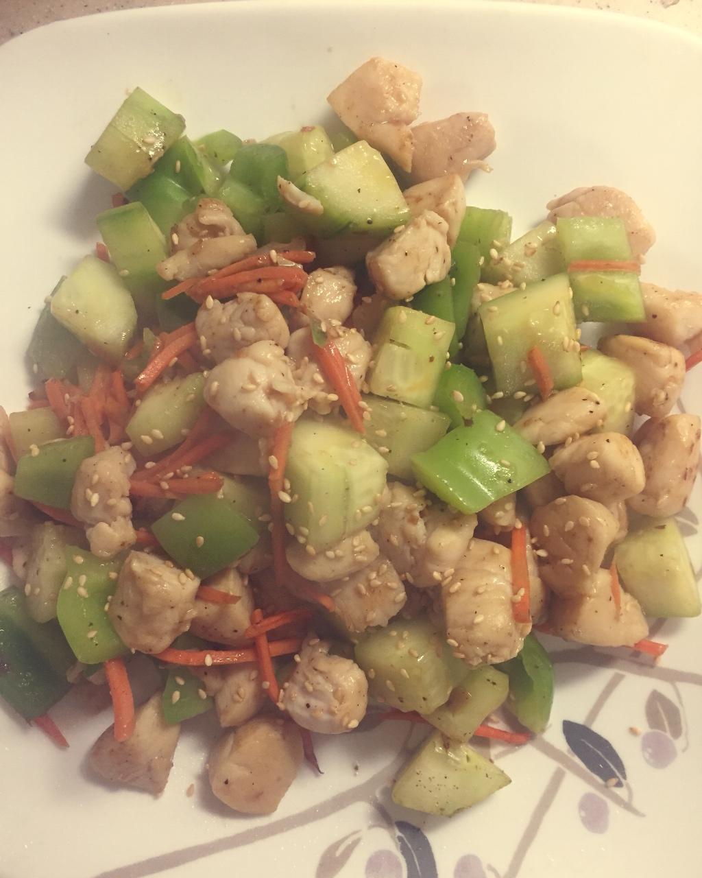 胡萝卜黄瓜鸡胸肉