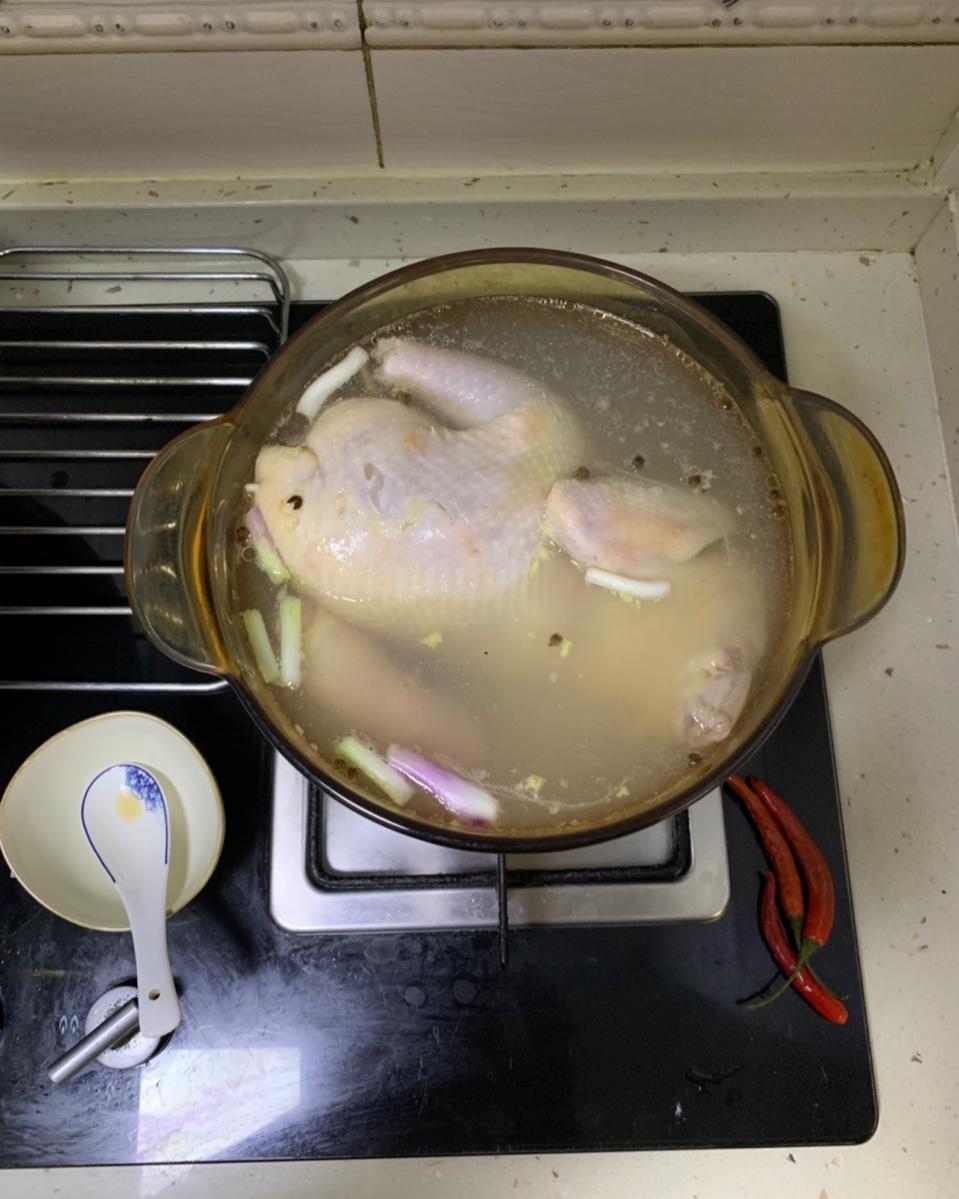 厨师长教你：“口水鸡”的家常做法，看得口水直流，先收藏了!