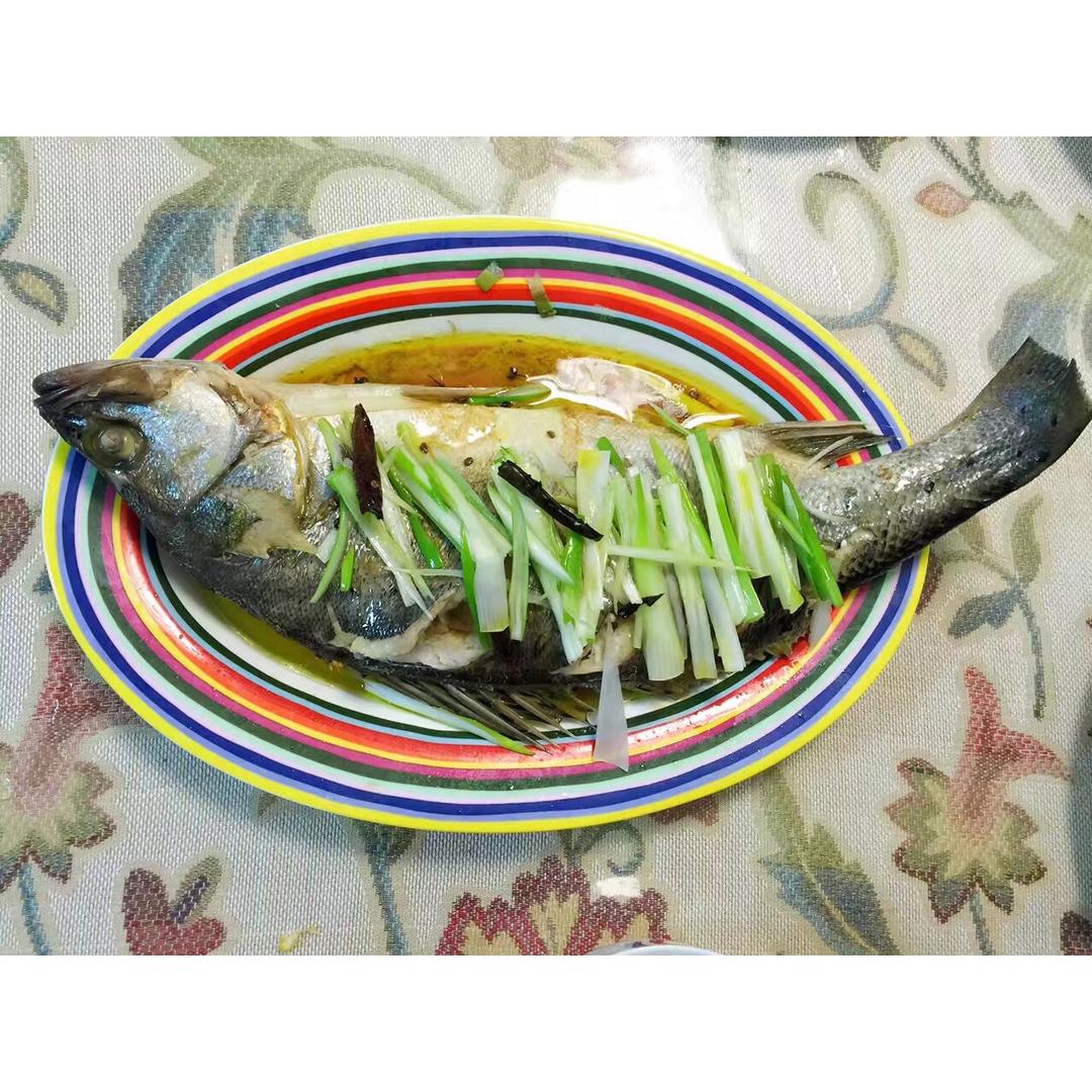 清蒸鲈鱼
