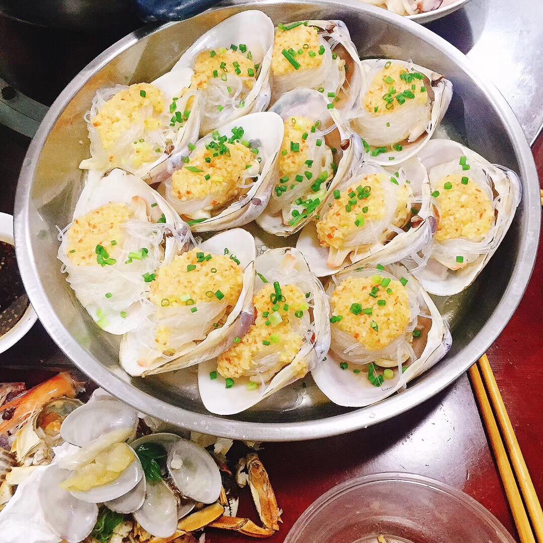 零失败的蒜蓉粉丝蒸扇贝