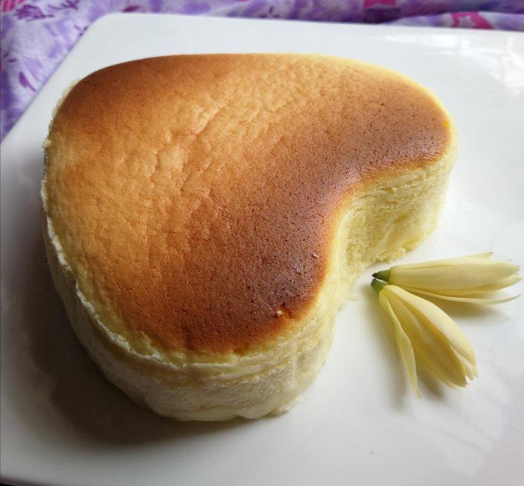 8寸芝士蛋糕(轻乳酪蛋糕)