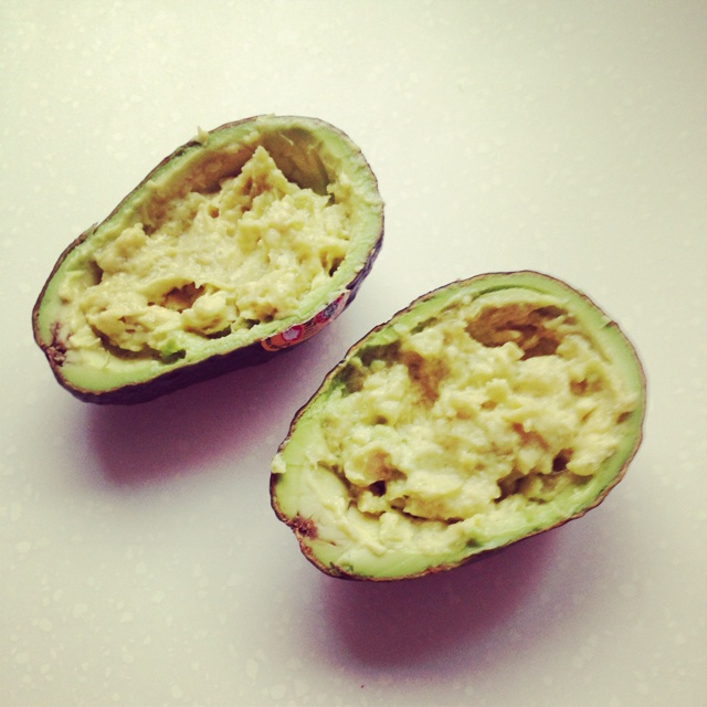 白糖拌牛油果（牛油果冰淇淋）