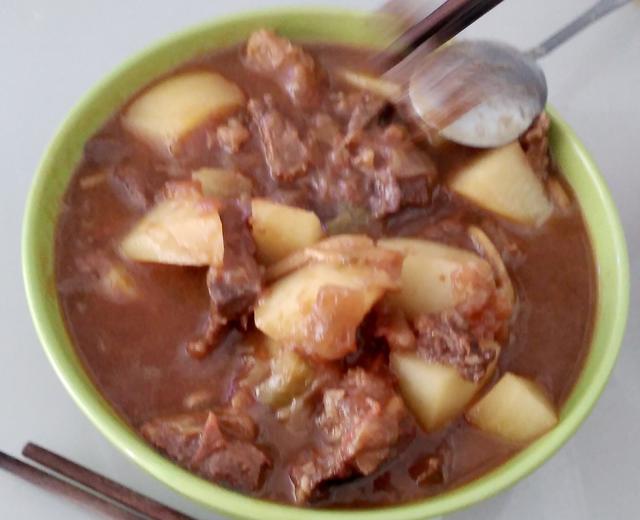 西红柿土豆炖牛肉(软烂入味)的做法