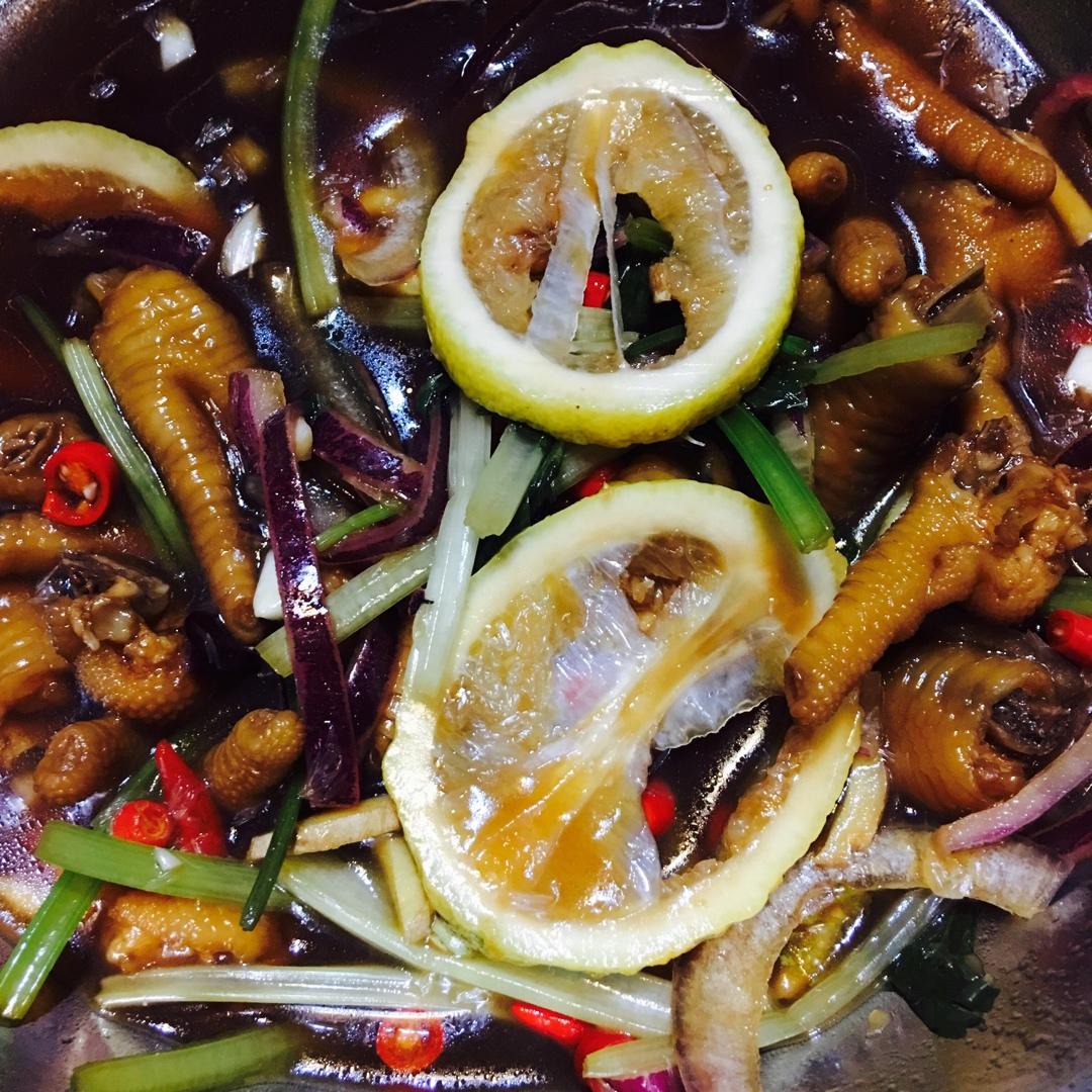 百吃不厌的柠檬鸡爪