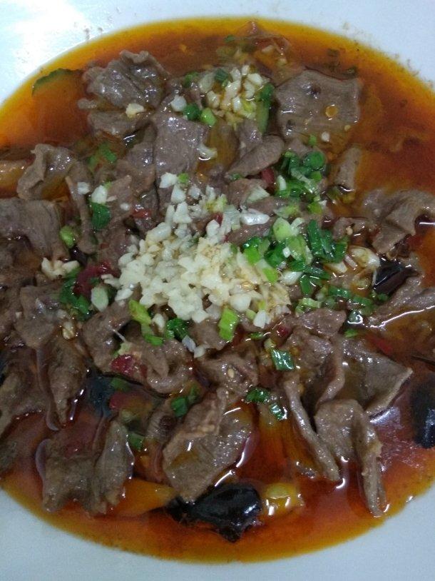 水煮牛肉