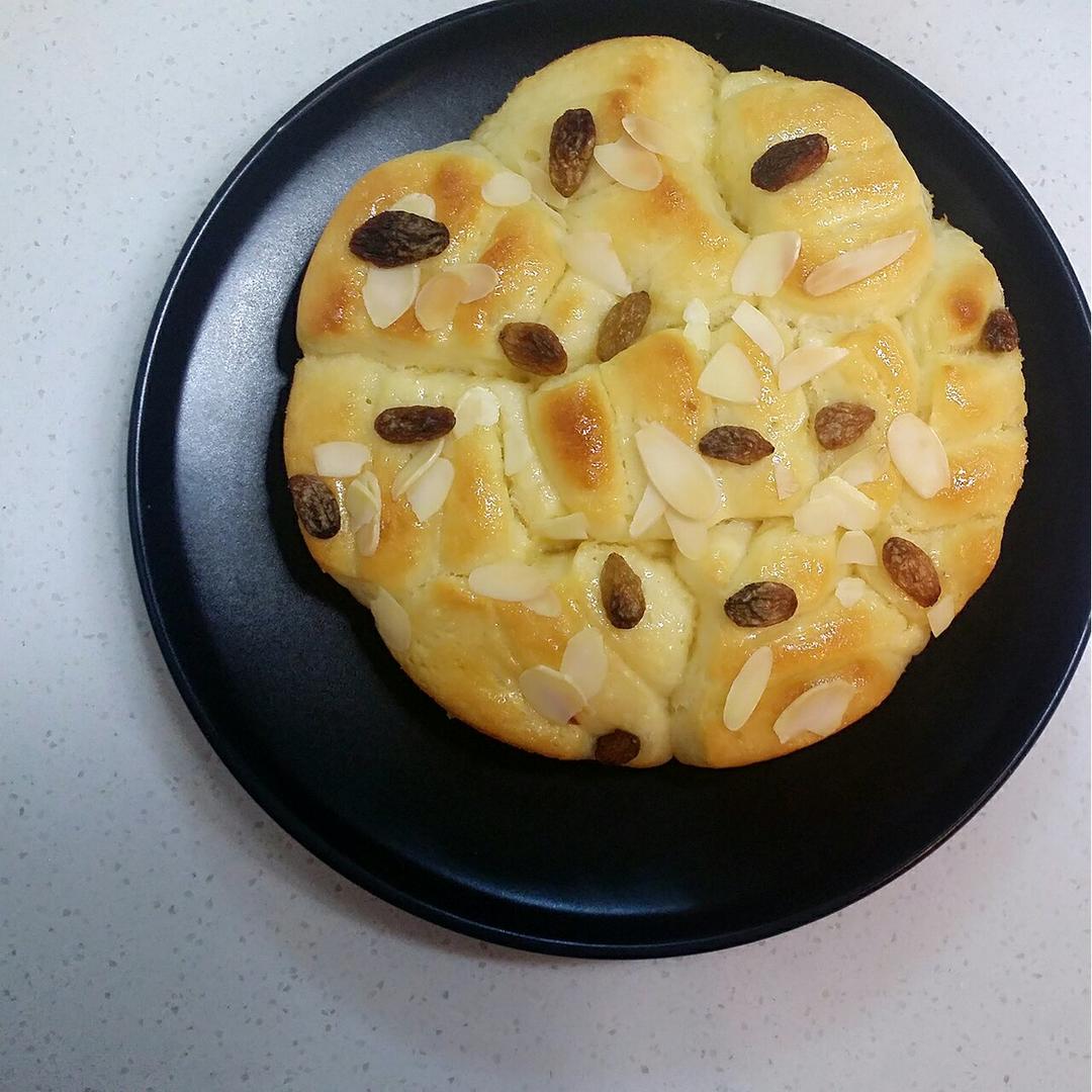 日式香浓炼乳面包