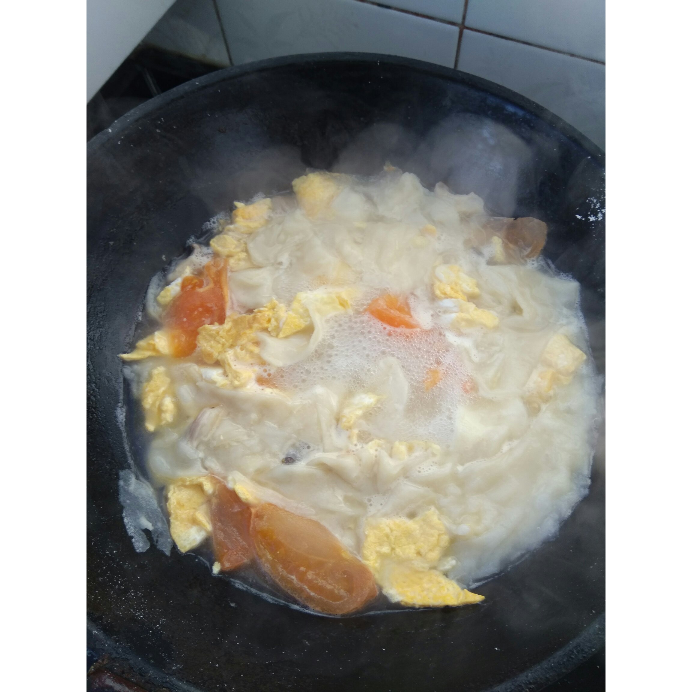 西红柿鸡蛋揪片汤