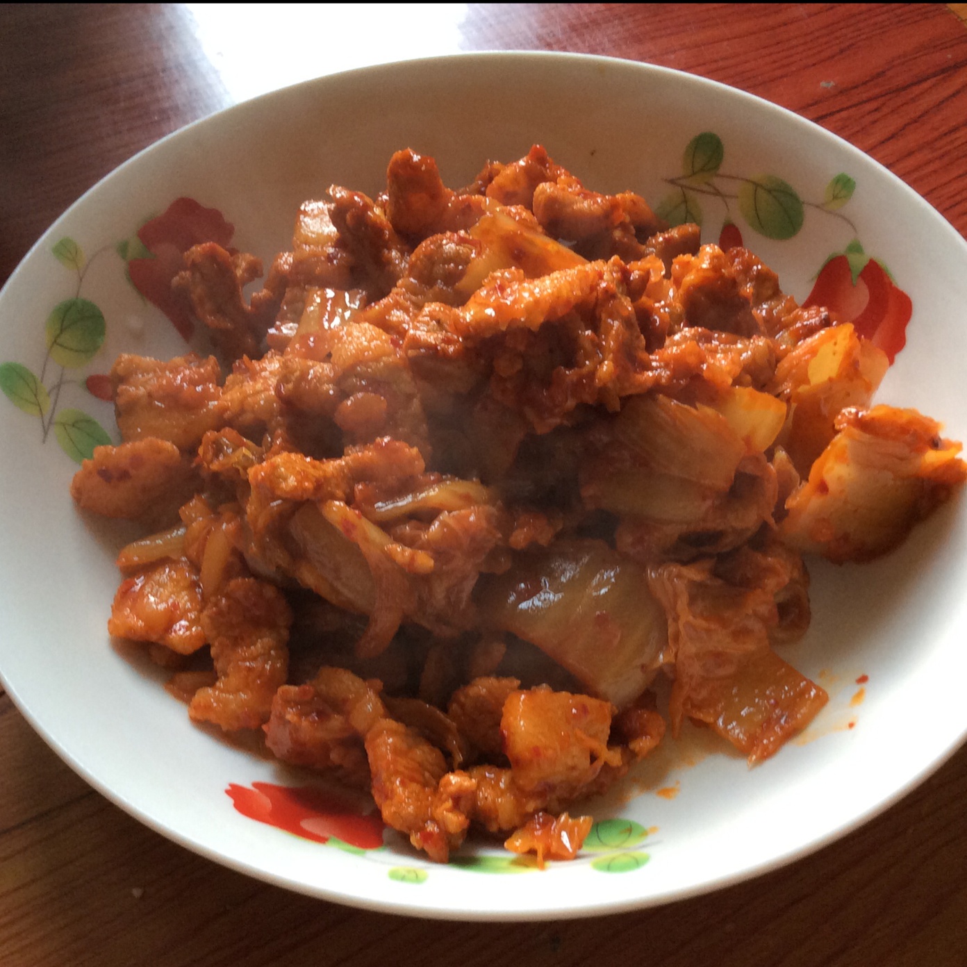 泡菜炒五花肉