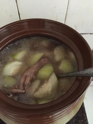 节瓜猪展鸡脚祛湿汤的做法 步骤4
