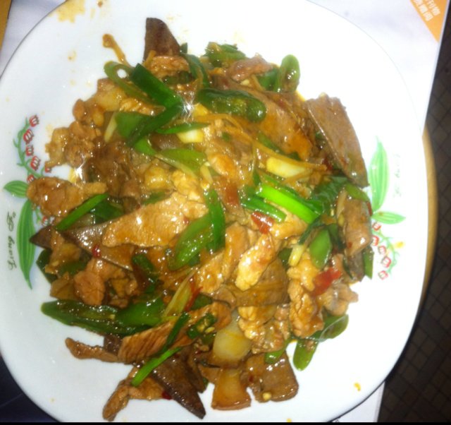 五花肉炒猪肝