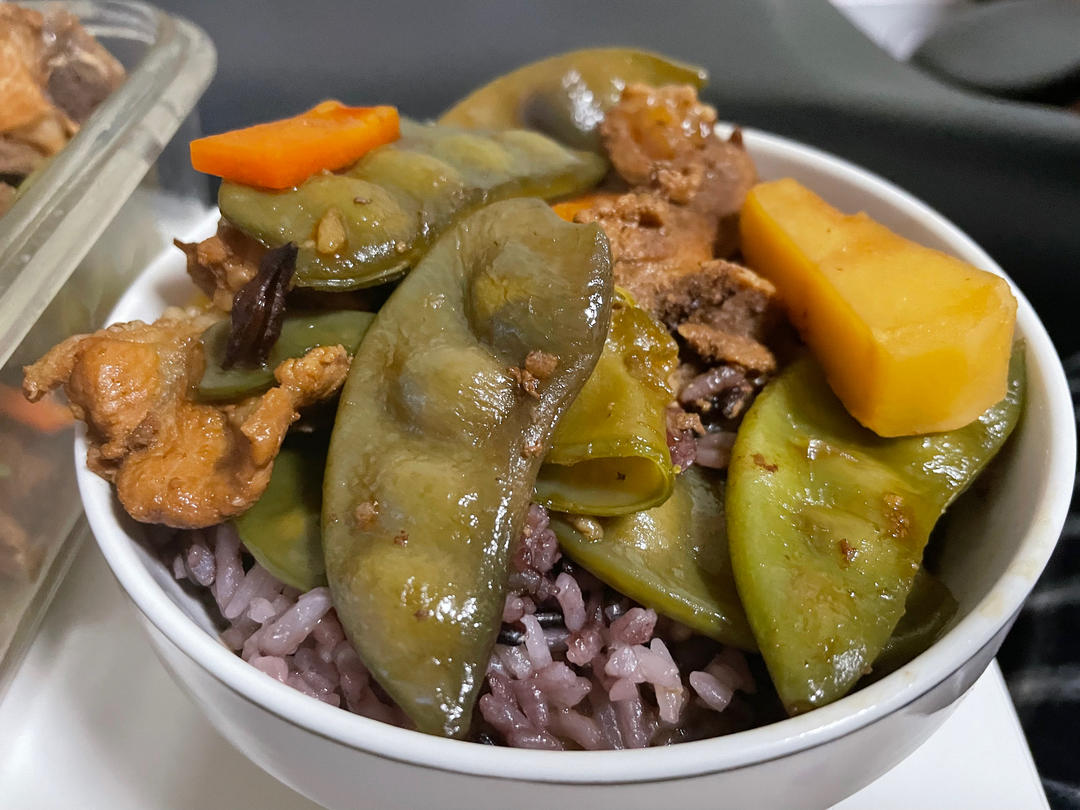 红烧排骨炖豆角