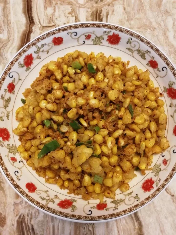 孩子抢着吃的椒盐玉米粒