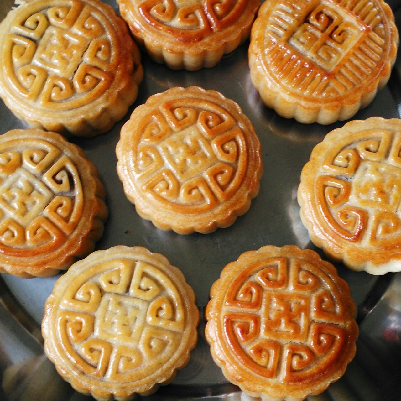 广式月饼——蛋黄莲蓉月饼