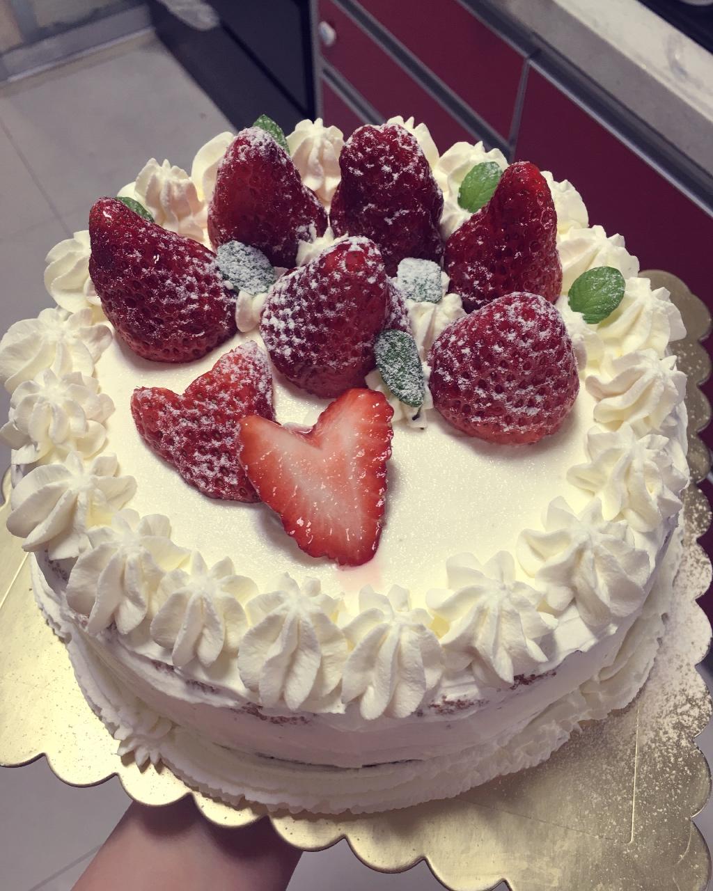 《Tinrry+》草莓奶油蛋糕（8寸配方）
