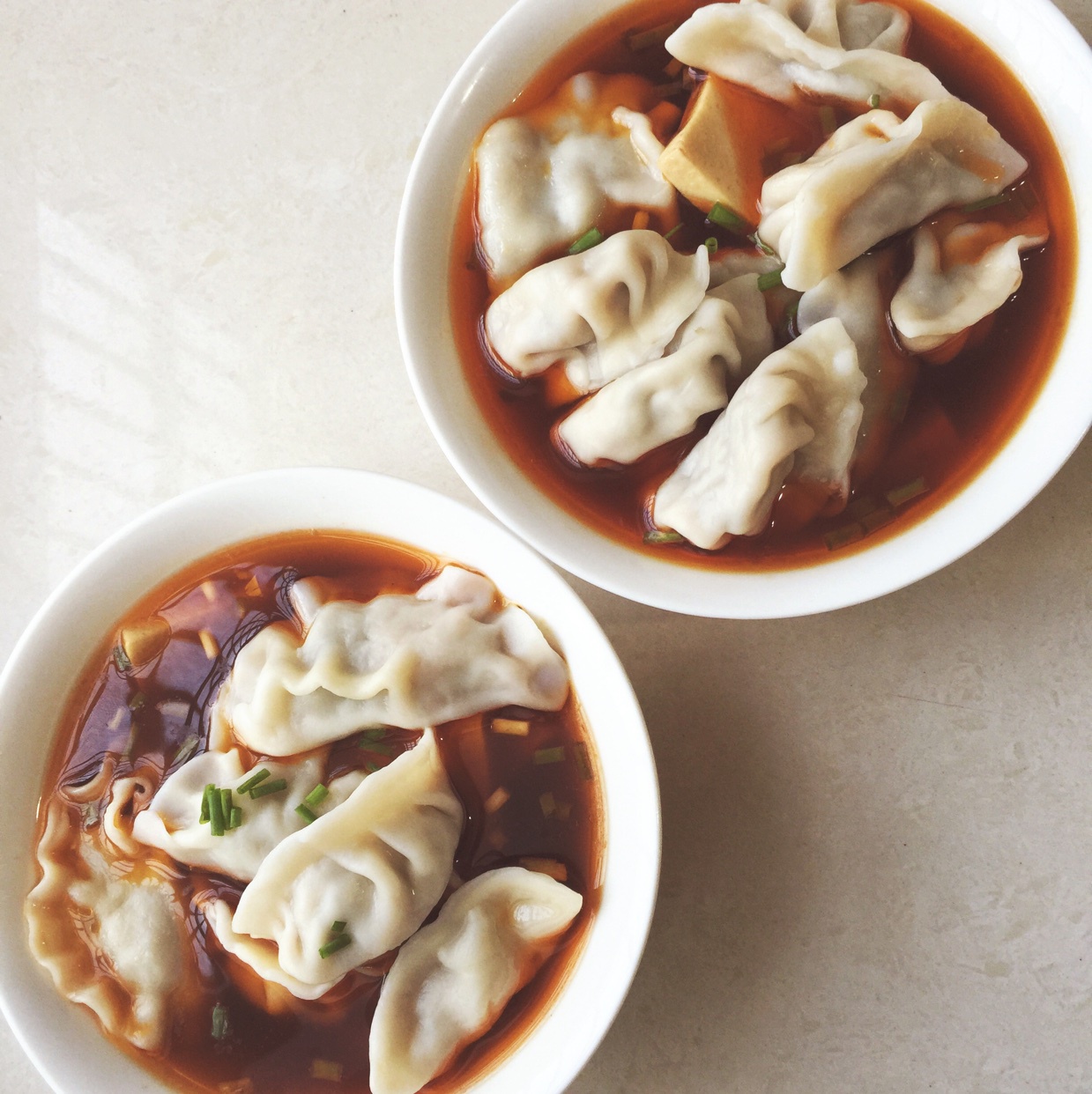酸汤水饺