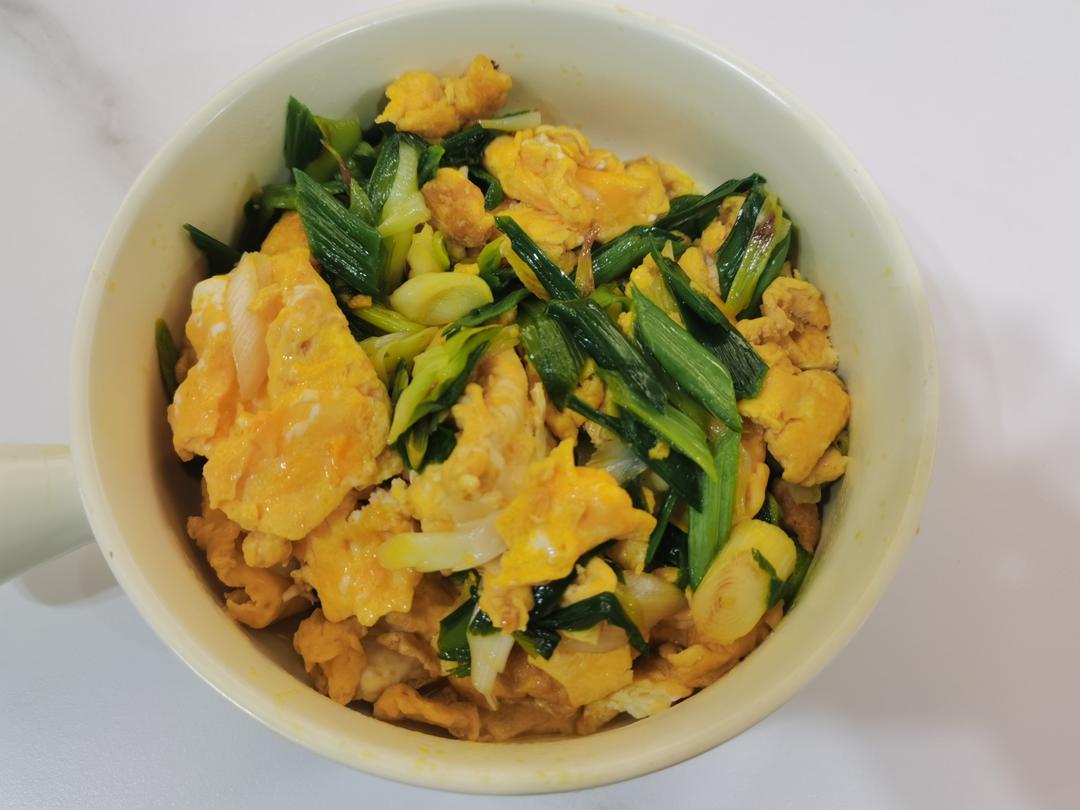 大蒜炒鸡蛋