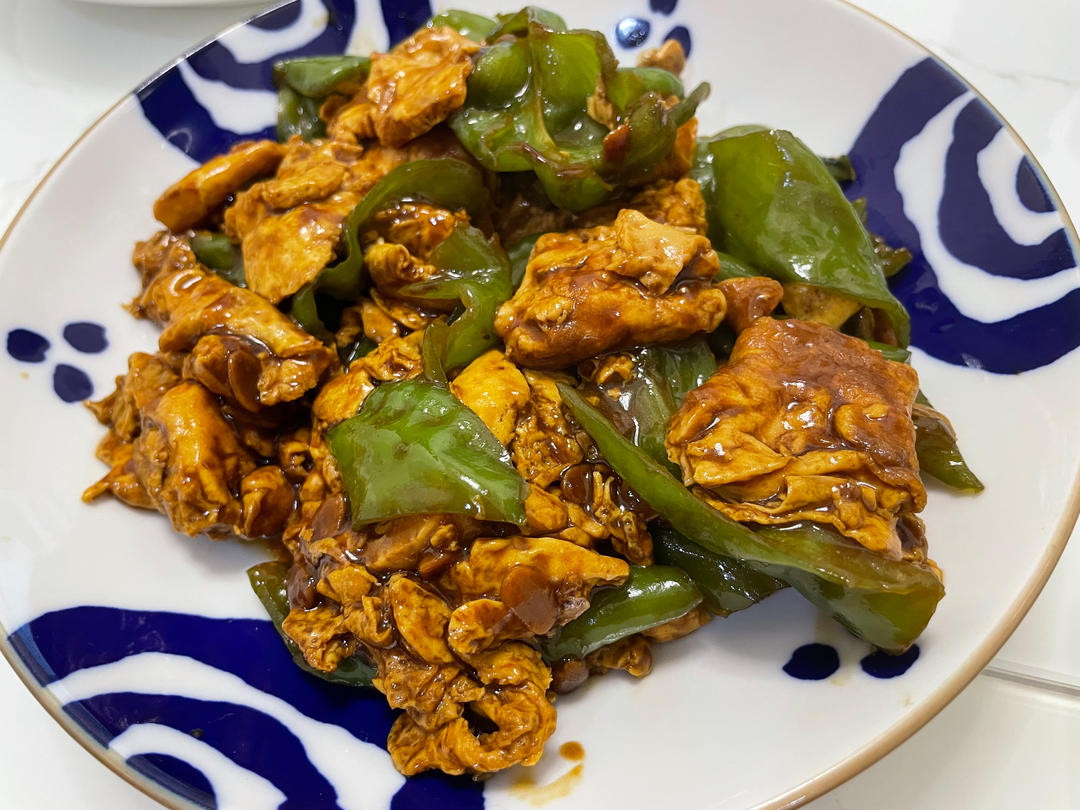 超级下饭的青椒炒鸡蛋