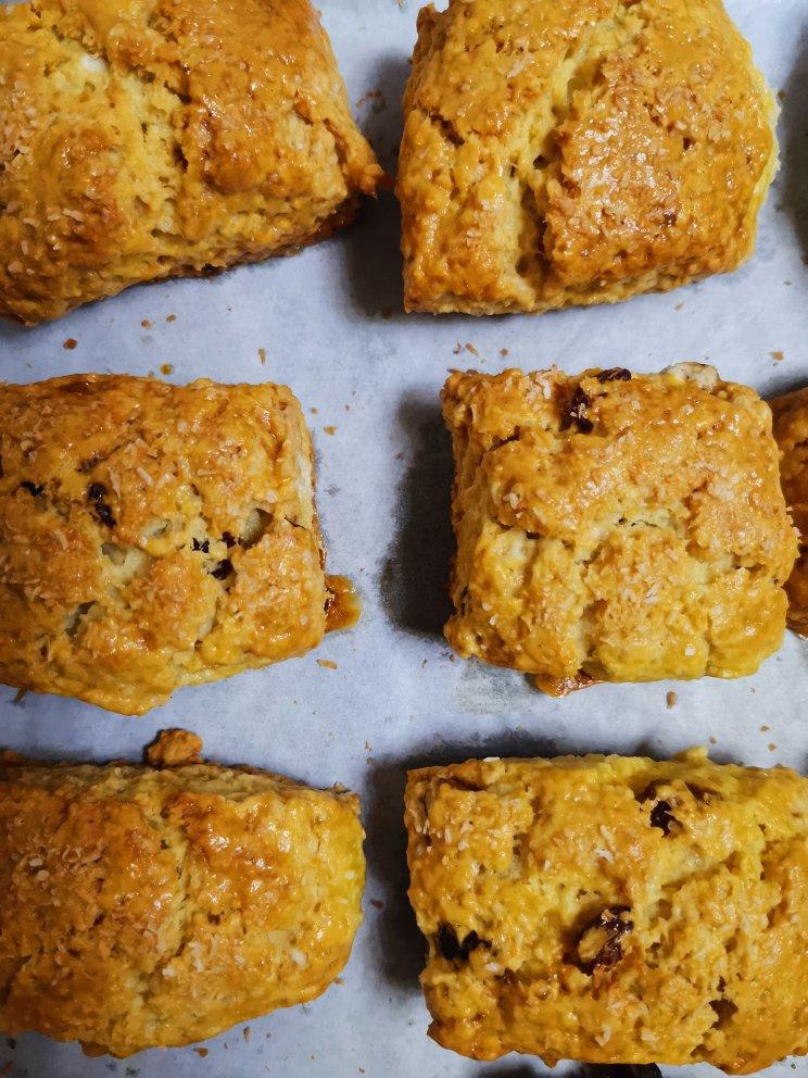 淡奶油司康（有黄油更香）