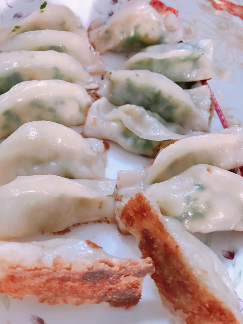 快手锅贴饺