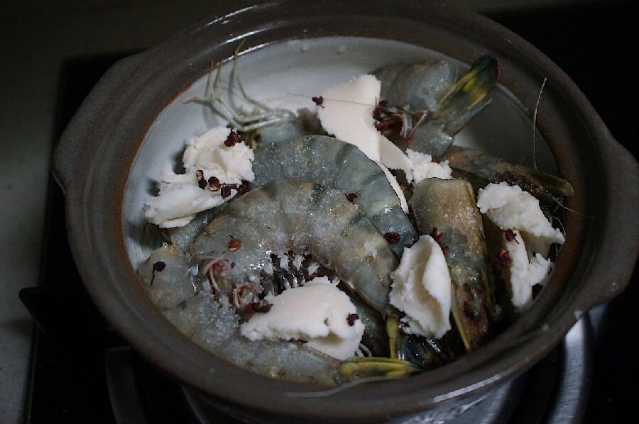 艾格猪油焗虾的做法