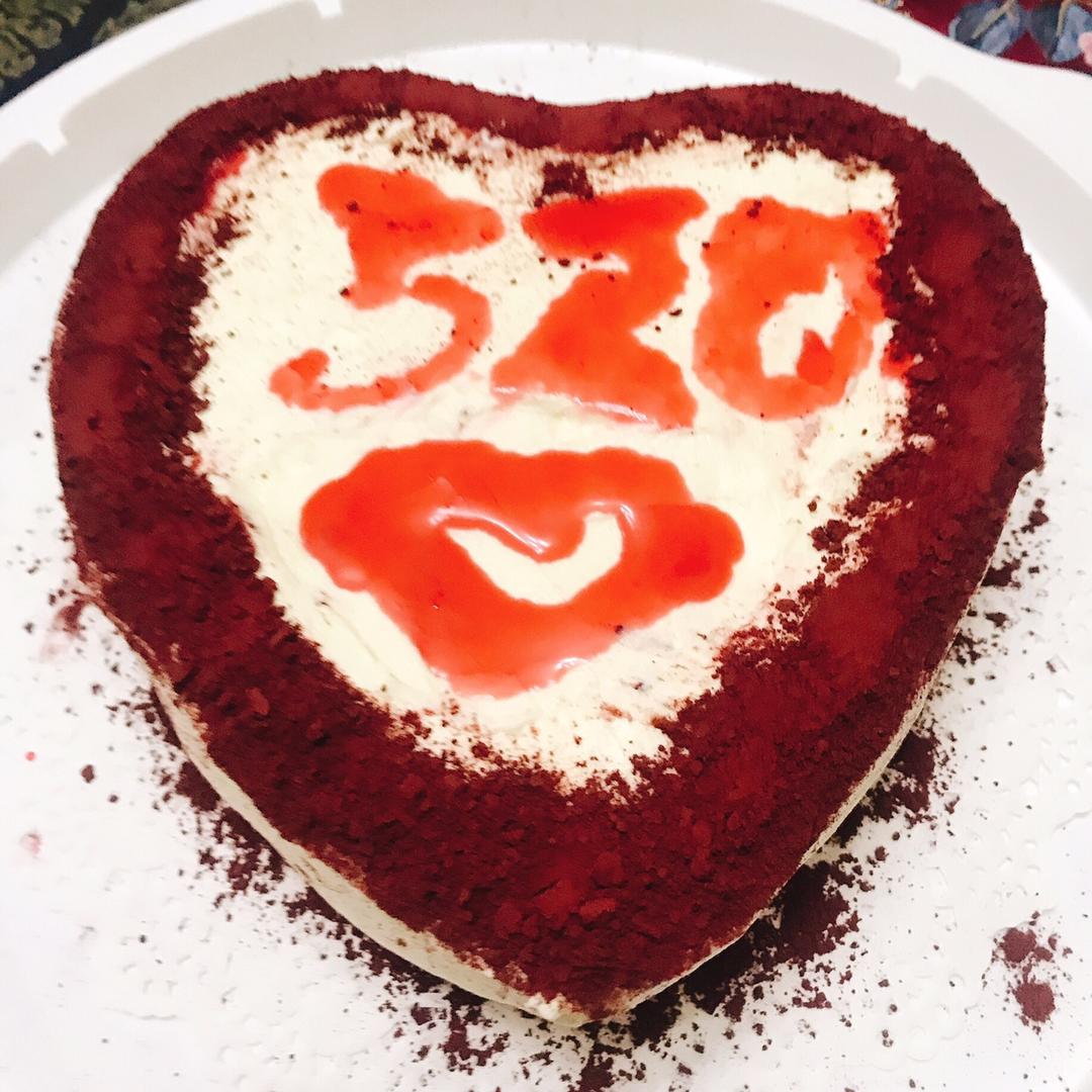 心形红丝绒蛋糕