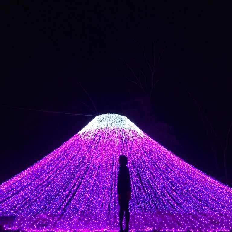 梁霞霞