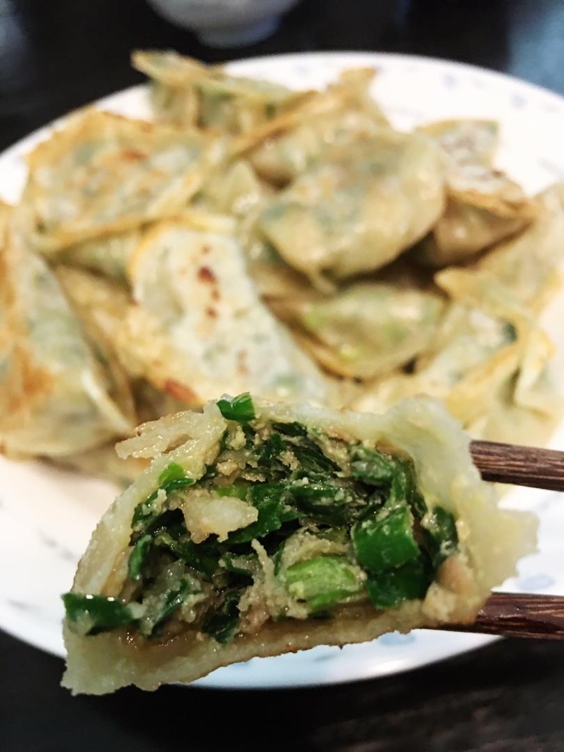 韭菜猪肉饺子(最简单最好吃又最多汁的饺子)