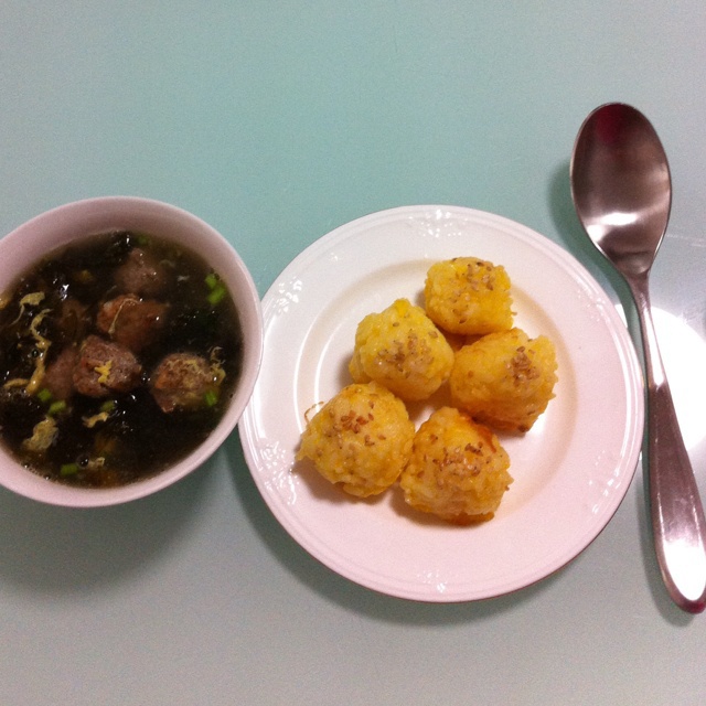 蛋煎饭团