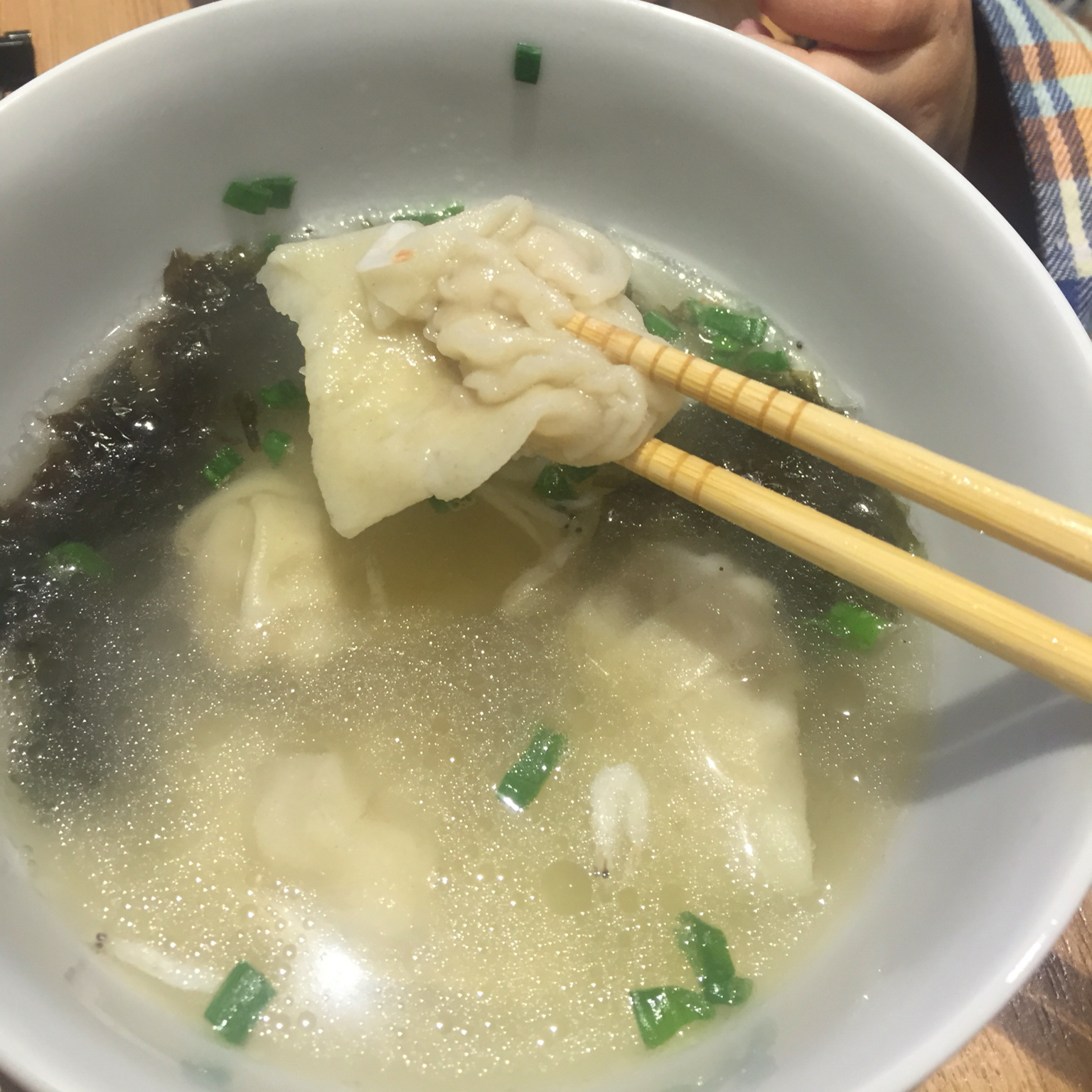 虾油四鲜馄饨！（含薄如纸馄饨皮大法）