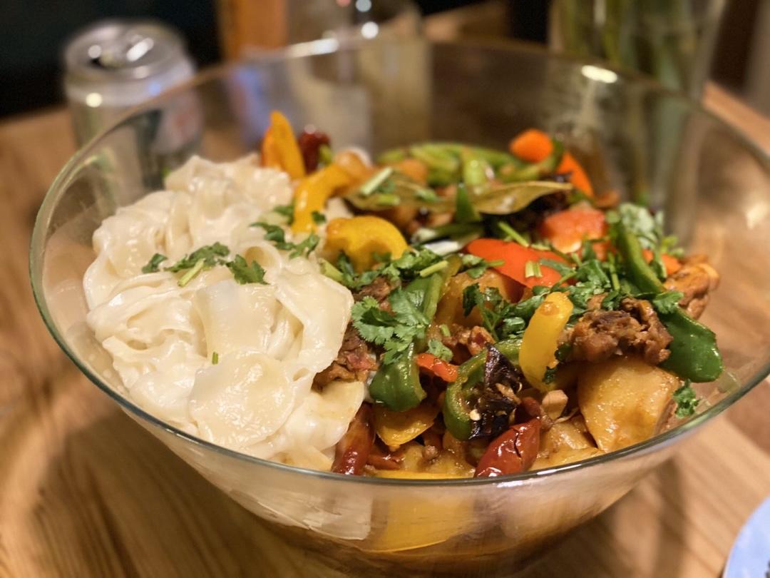 新疆特色大盘鸡（附加皮带面做法）