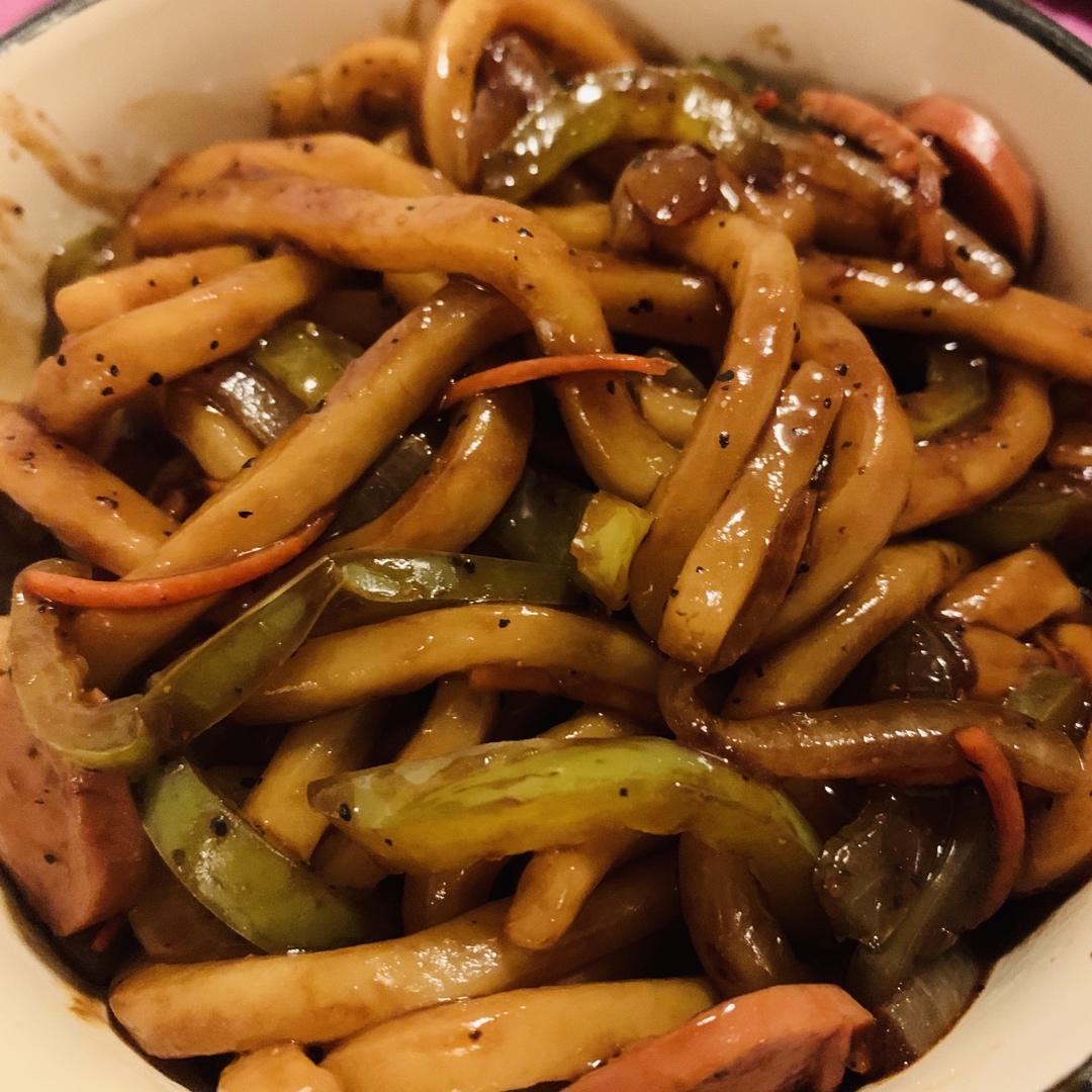 🔥爆好吃的黑椒虾仁炒乌冬面㊙️吃一口就沦陷❗️