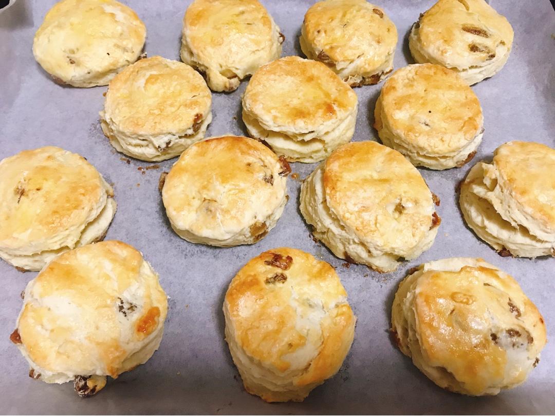 英式快手点心～葡萄干司康（Scone）