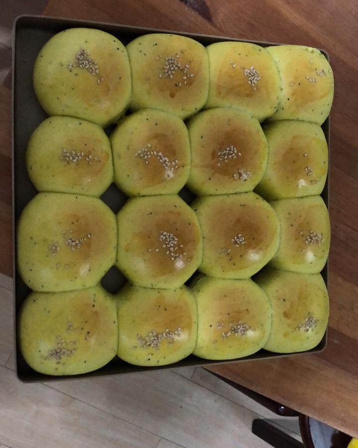 南瓜奶油小餐包（一次发酵）