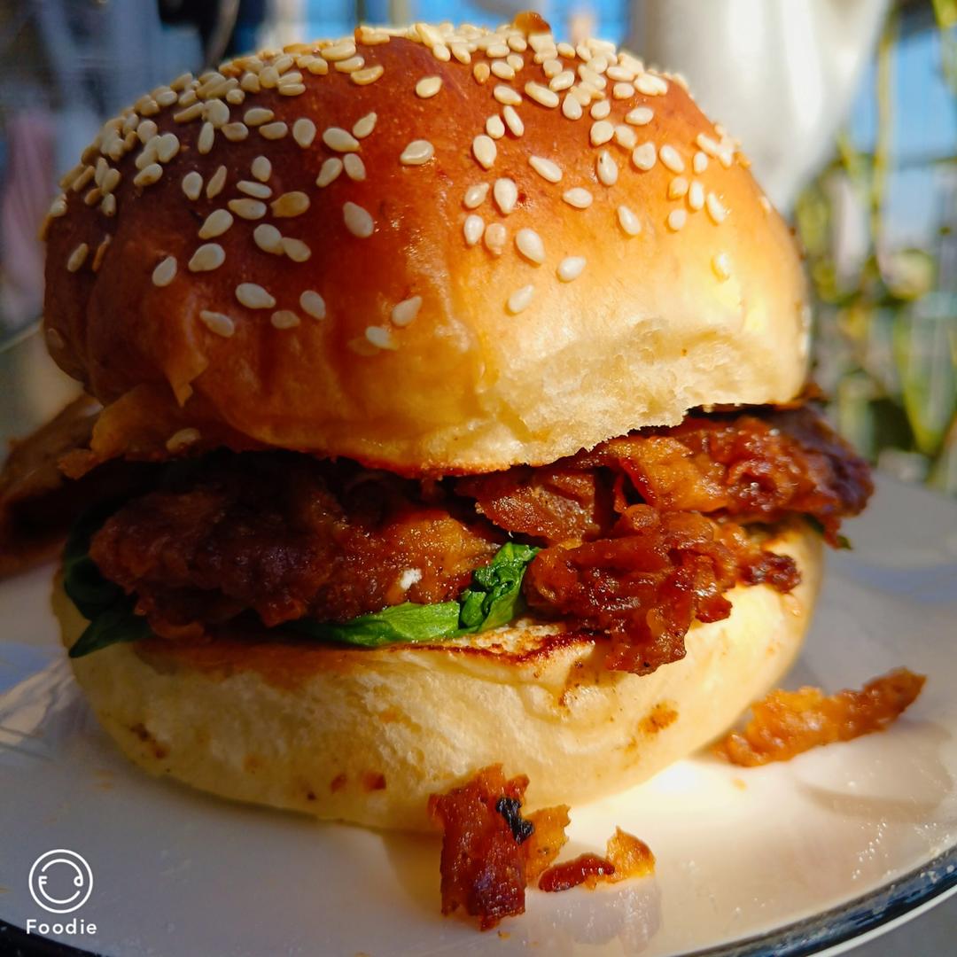 肯德基早餐汉堡轻松在家做 ---『玉米鸡肉汉堡包』