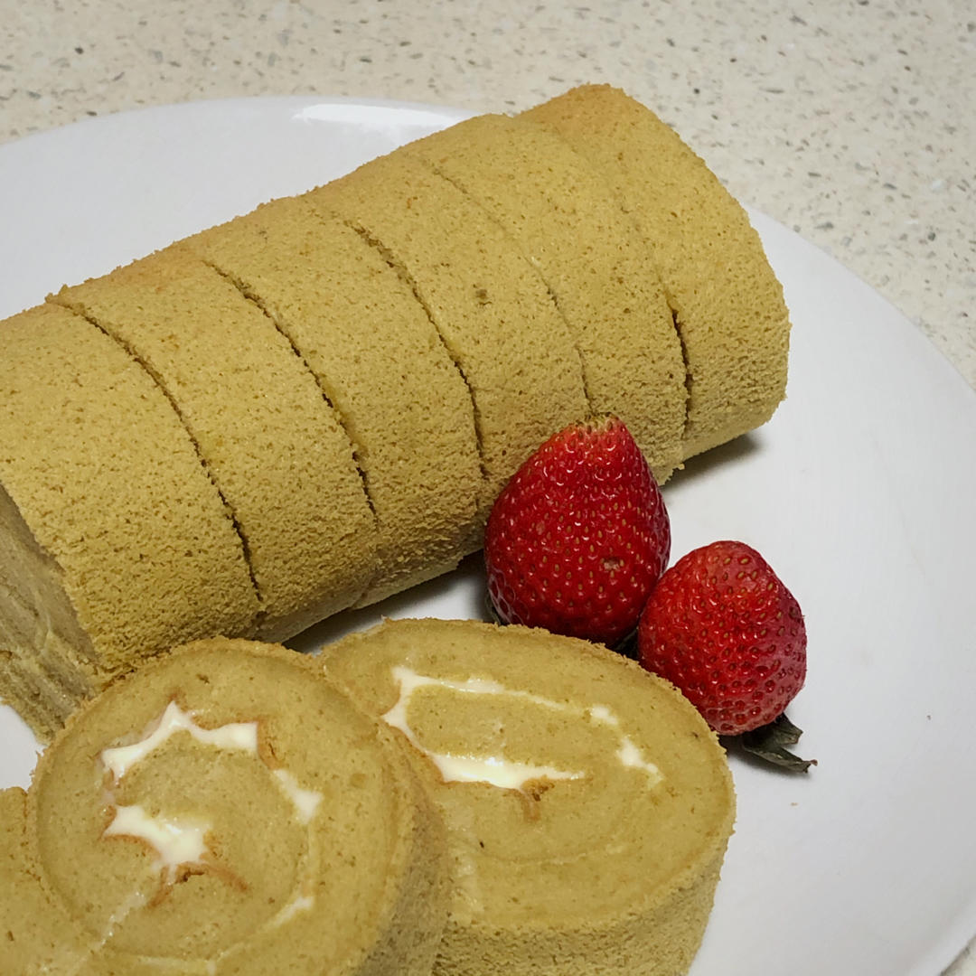 二土成圭人圭佳做的《tinrry下午茶》教你做基础原味蛋糕卷