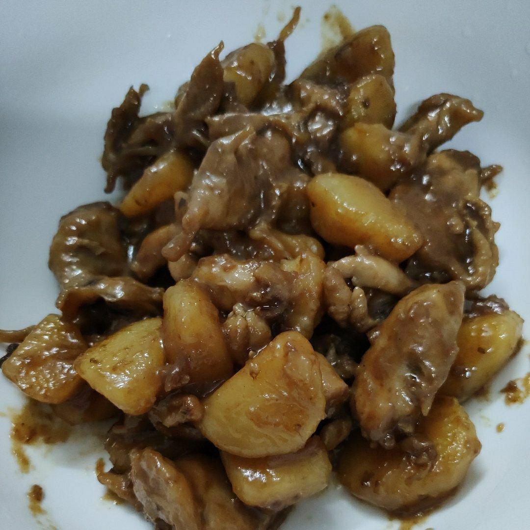 土豆焖鸡腿