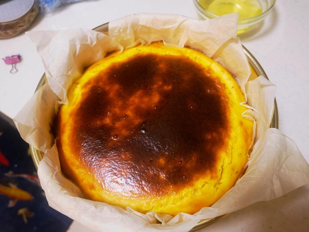 少女心ins❗️草莓巴斯克芝士蛋糕，颜值口感⬆️