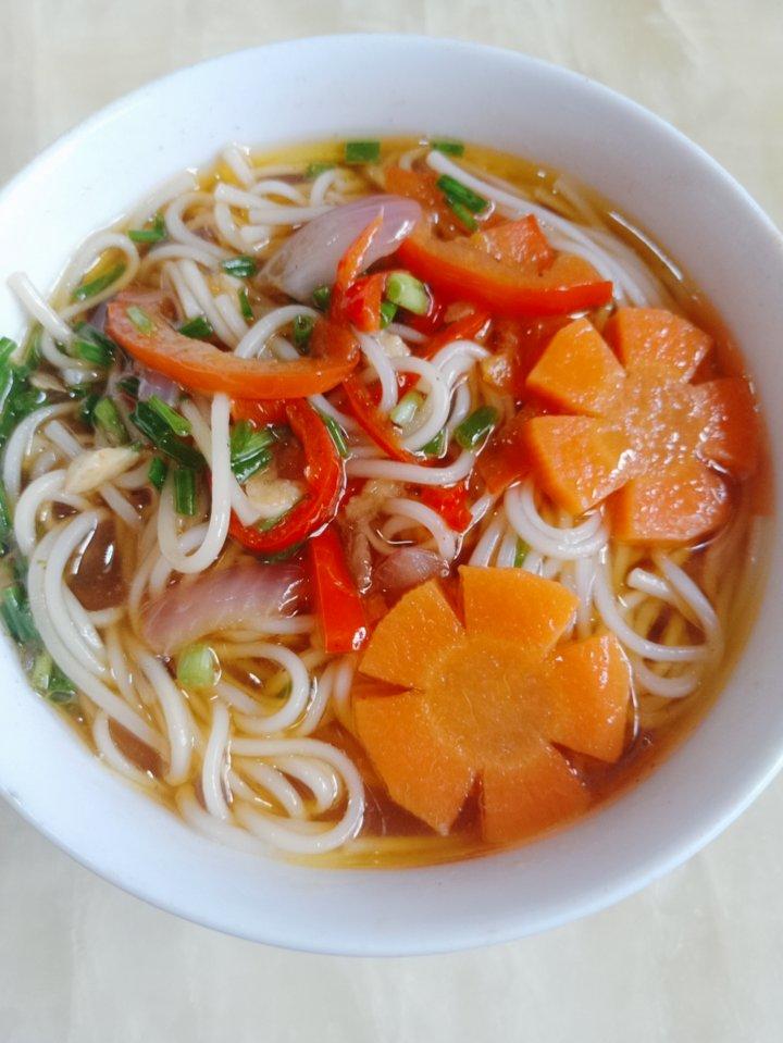 一碗热汤面