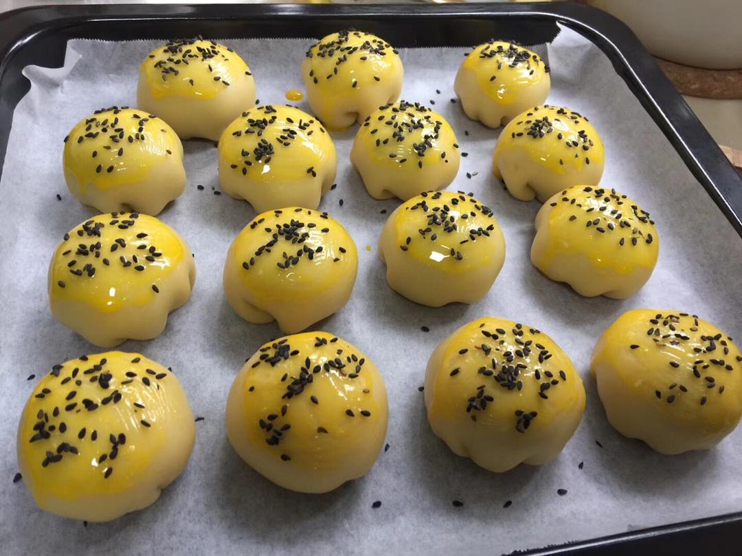 泳式鲜肉榨菜月饼