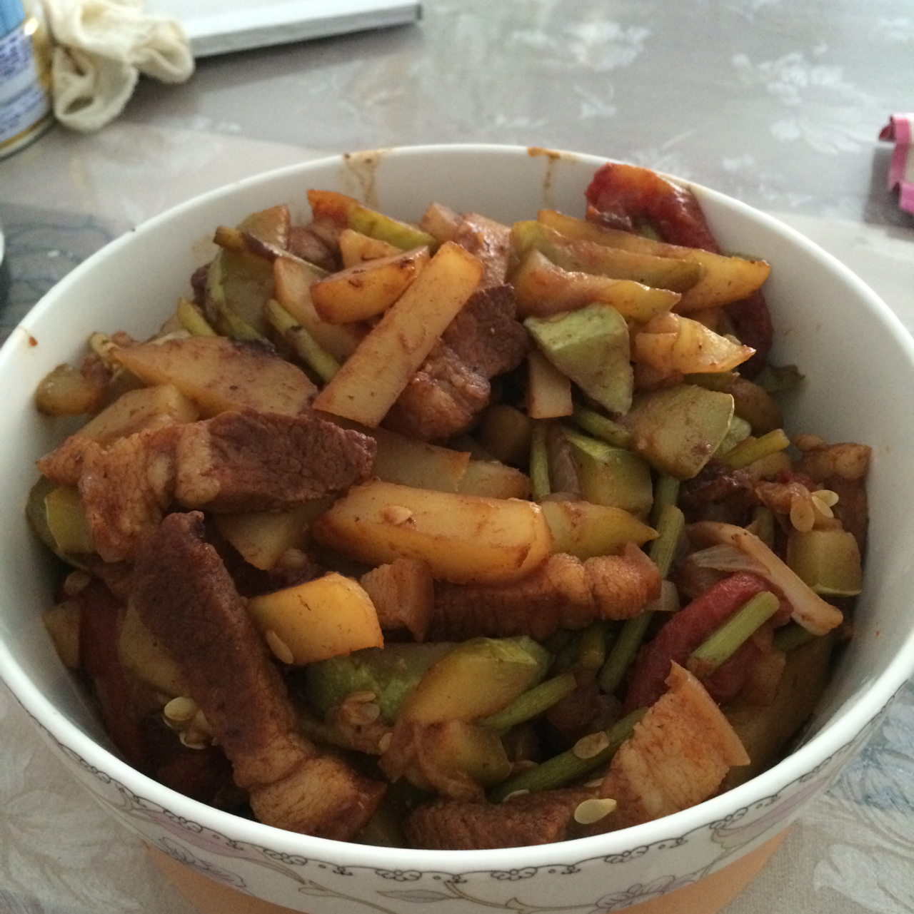 西红柿土豆炒肉