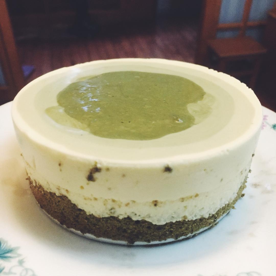 渐变抹茶慕斯蛋糕：我Amanda带着既美又作的抹茶甜点又来了！【曼食慢语】