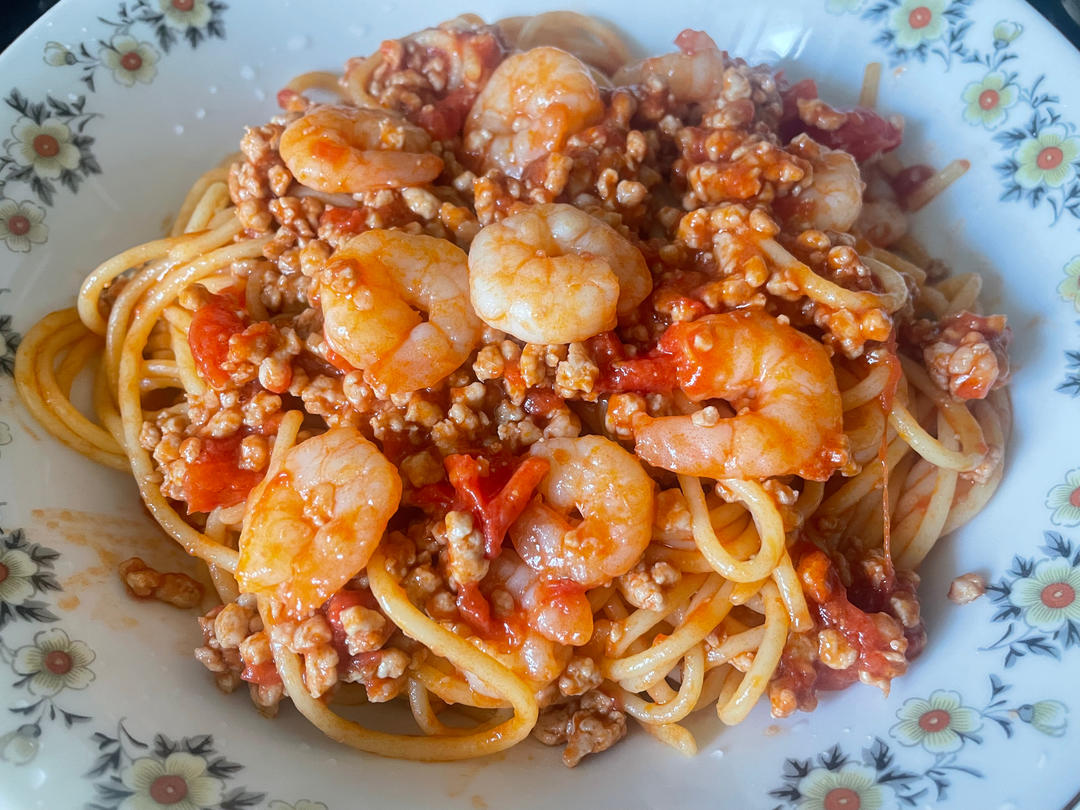 虾仁蕃茄意大利面