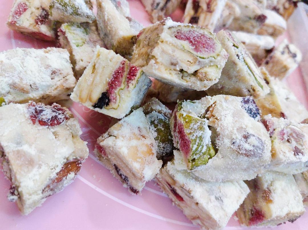 比糖还好吃的网红雪花酥，超简单