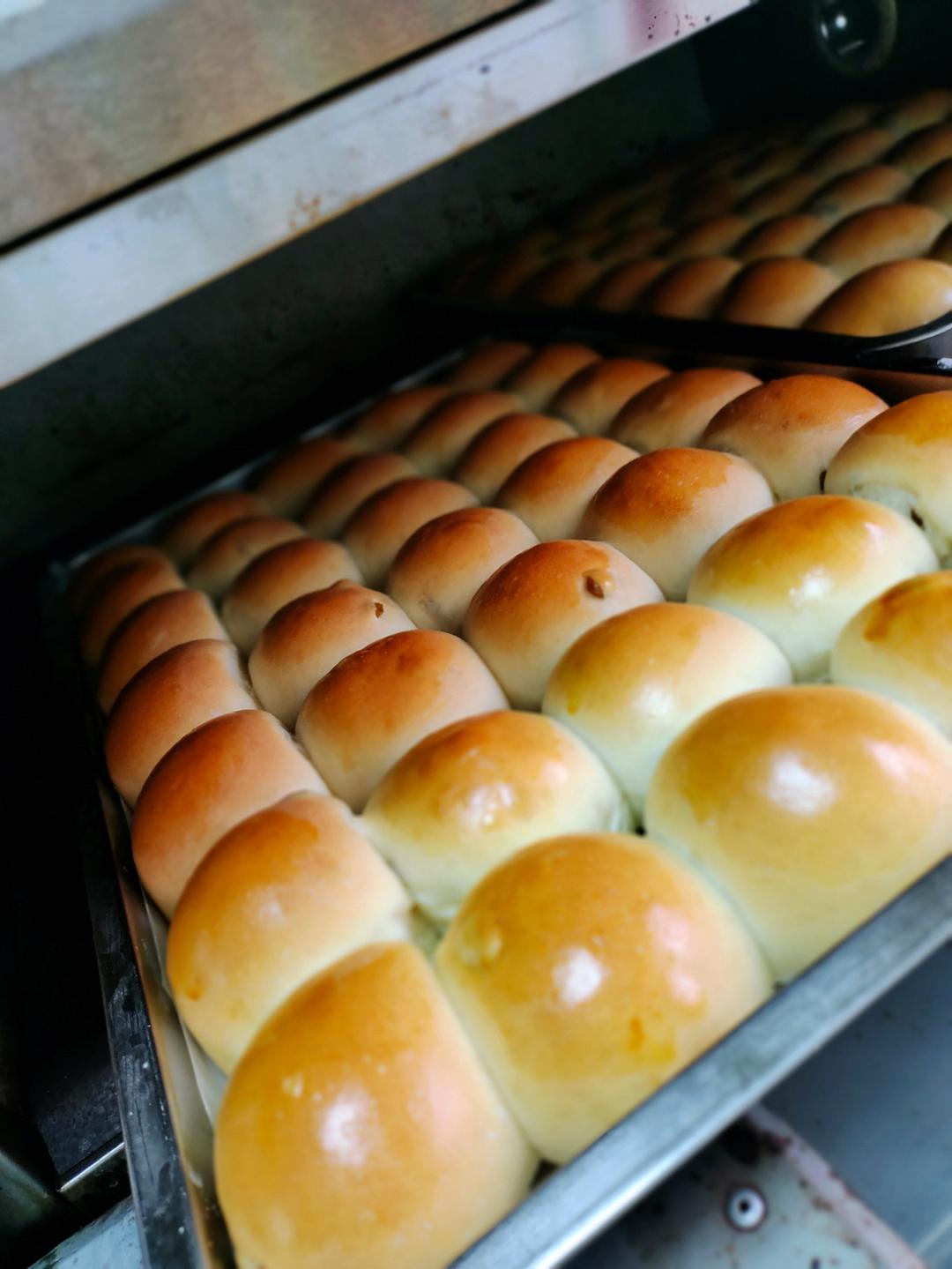 🥛超简单快手，柔软拉丝，一次发酵，牛奶小餐包