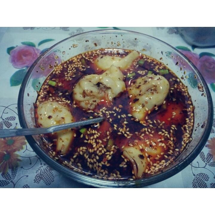 酸汤水饺