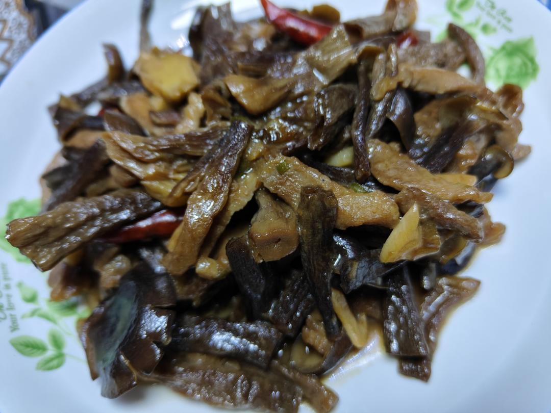 鹿茸菇这样做爽脆又鲜美