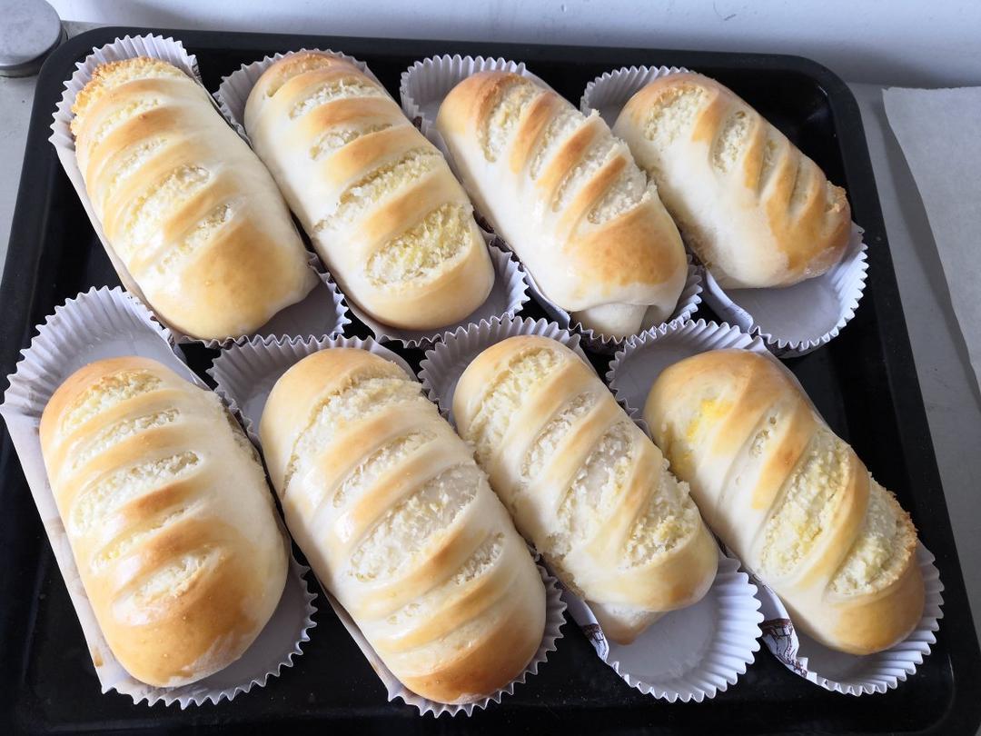 （中种）奶香椰蓉小面包